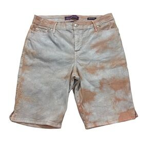 Gloria Vanderbilt Bermuda Shorts Women White Coral Essence Tie-Dye Shorts Sz 14